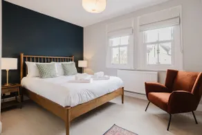 Stunning 3 Bedroom Oxford Retreat - Image 3