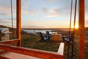 Scenic 5-BR Getaway w PVT Hot Tub, Fire Pit & BBQ - Image 4