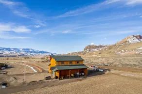 Elk Meadow Retreat- Fireplace, Sleeps 4 guests - Image 2