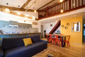 Unique charm · Air conditioning · 6 people in the heart of Carcassonne - Image 3