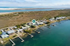 Mundoo Waters—Tranquil Waterfront Haven with Jetty - Image 5