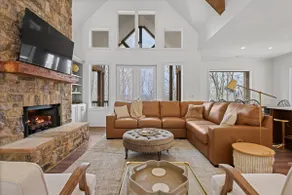 Emerald Lodge | Large Mtn Cabin | Hot Tub + Views - Image 2