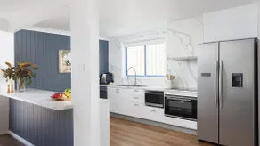 Coastal Hideaway - Water Views and Walk To The Beach - Image 5
