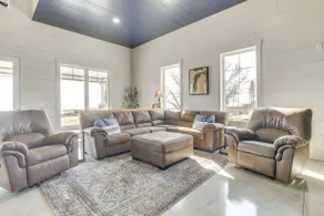 Dock & Panoramic Bay Views: Oconto Retreat! - Image 3