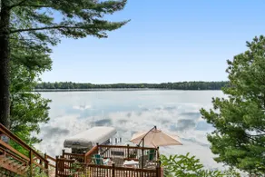 On Site Pontoon| Swim| Fish| Kayaks| Firepit - Image 3