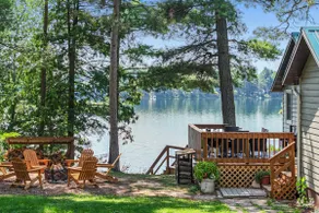 On Site Pontoon| Swim| Fish| Kayaks| Firepit - Image 4