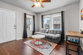 Bright Fort Worth 1BR with parking - Image 4