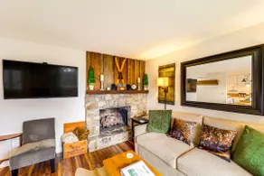 Hike, Sip & Stay Awhile! Sugar Mountain Getaway - Image 4