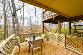 Hike, Sip & Stay Awhile! Sugar Mountain Getaway - Image 3