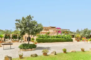 Can Trobat - Large Majorcan House with Pool - Image 2