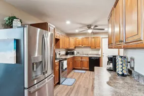 Lakelife At Somerset - Hot Tub, Deck & Views 4 Bedroom Home - Image 3