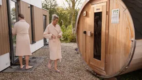Water Lodge with hot tub & sauna | 6 pers. - Image 3
