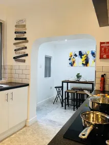 Residence-Premium-Private Bathroom-Street View - Image 3