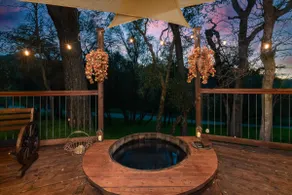 Halfling House w/hot tub/firepit/more! - Image 2