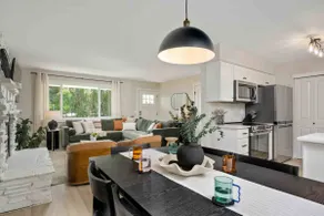 Spectacular Single Level Estate, Pet Friendly - Image 3