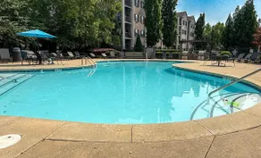 Spacious 2BR Retreat | King Beds | Pool & 24/7 Gym - Image 4
