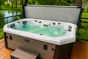 Lake Holcombe Waterfront Escape w/hot tub - Image 3