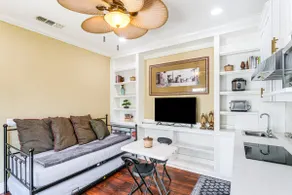 9 Mi to Beach: Pet-friendly Apt in San Diego! - Image 5