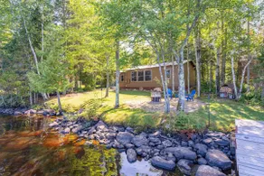 Lakefront Cabin on Lake Vermilion w/ Large Dock - Image 2