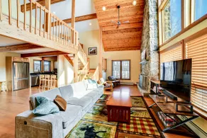 Golf, Fish & Ski: Retreat w/ Game Room in Thompson - Image 3