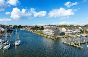 Walk to Dtwn: Waterfront Eastern Shore Townhome! - Image 4