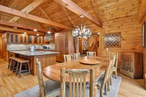 Blue Heron Lodge- Lakefront luxury with boat dock - Image 4