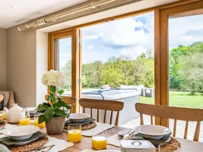 4 Bed in Wrexham oc-87675 - Image 3