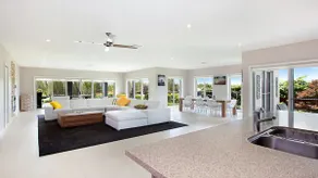 VISTA ONE - THE VINTAGE HOLIDAY HOUSES - Image 3