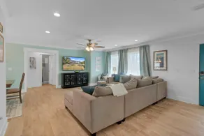Pet-Friendly Beach House Private Beach Bay Access - Image 3