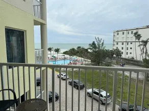 Fantastic IRB waterfront condo, Sunset Vistas,408N - Image 2