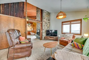 Near Canandaigua Lake: Retro Cabin w/ Deck & Views - Image 5