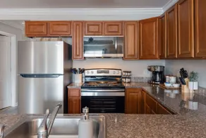 Spacious 3 Bed Condo Near ETSU - Image 2