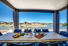 Luxury Family Waterfront Home - 93 Victoria Pde - Image 2
