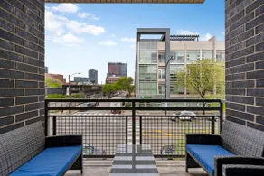 1 Free Parking, Gym, Balcony, Sleeps 10! - Image 4