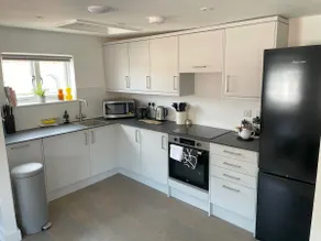 Charming 2B Georgian Flat in Historic Tring - Image 2