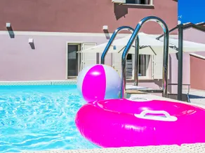 Voll ausgestattetes schönes Ferienhaus mit Terrasse, Grill und Garten | Haustiere erlaubt - Image 2