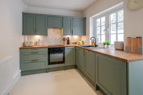 KAOLIN Splendid Cornwall Home By STAE Homes - Image 4