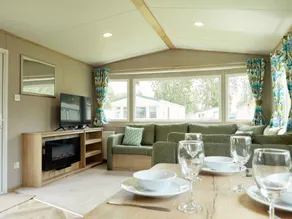 Billing Aquadrome Silver 3 Bed Caravan GP53 - Image 3