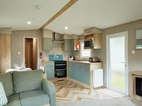 Billing Aquadrome Silver 3 Bed Caravan GP53 - Image 2
