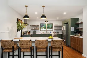 4BR Riverfront Cabin · Hot Tub · Gourmet Kitchen - Image 3