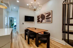 1 Mi to Dtwn: Hot Tub Haven in Richmond! - Image 4