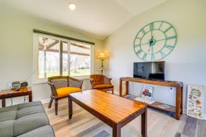 3 Mi to Caesars Casino: Indiana Retreat w/ Patio! - Image 5