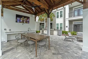 Beach Bliss Modern 3 Bed Oasis Mins from Shore - Image 4