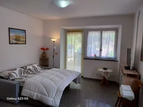 Apartamento 'Lases Piano Terra' con vistas a la montaña, terraza privada y Wi-Fi - Image 2