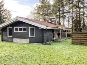 6 person holiday home in Hals - Image 3