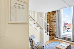 Cute one bedroom on Front, perfect location - Image 5