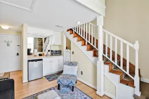 Cute one bedroom on Front, perfect location - Image 4