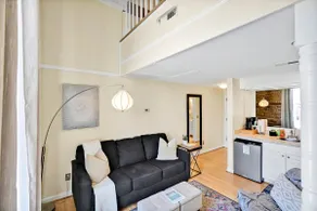 Cute one bedroom on Front, perfect location - Image 3