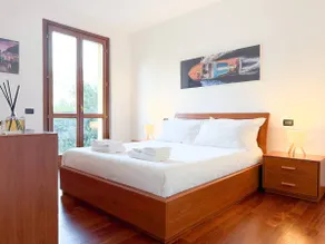 Dimora Larianda - Private Parking and Garden - Image 2