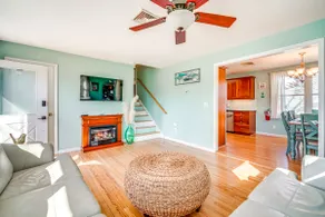 8 Blocks to Beach: Bbq ready North Cape May Home - Image 4